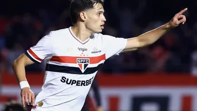 Os dois maiores acertos de Crespo no S&atilde;o Paulo garantem 5&ordf; vit&oacute;ria seguida no Brasileir&atilde;o