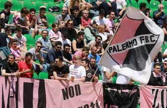 Depois de semanas tumultuadas, o Palermo &eacute; mais um clube italiano que precisar&aacute; renascer na Serie D