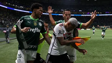 Supercopa do Brasil entre Palmeiras e S&atilde;o Paulo &eacute; &aacute;pice da rivalidade que virou a maior do estado