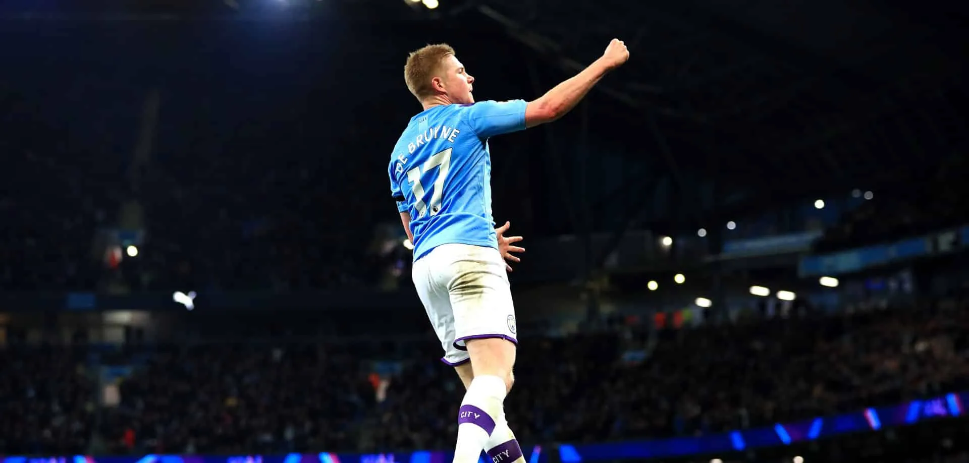 O City levou um tempo para abrir o placar, mas De Bruyne liderou o 100&deg; triunfo de Guardiola na Premier League