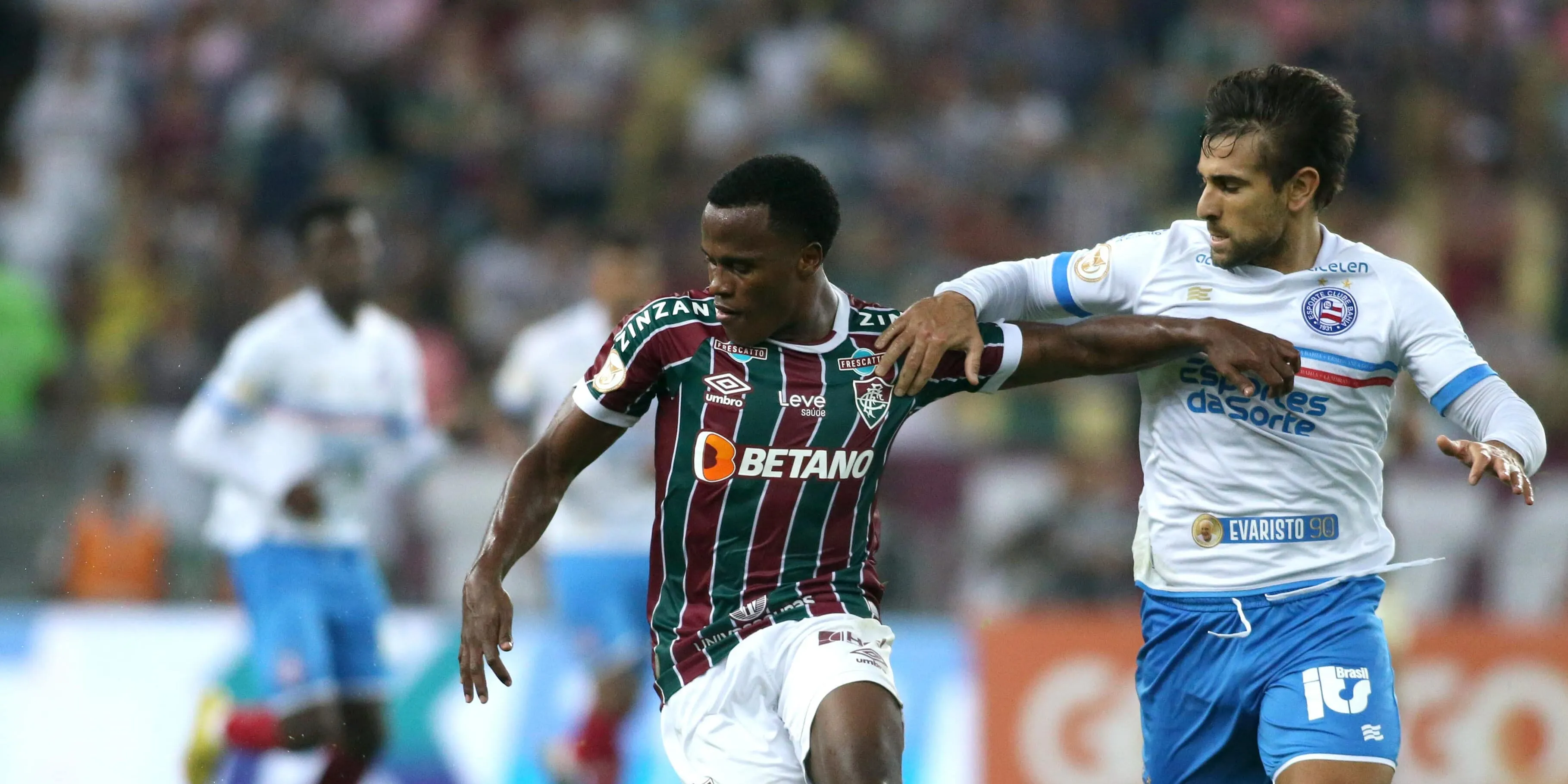 Maluquice no Maracan&atilde;: Fluminense vira contra o Bahia com um a menos e mostra fibra