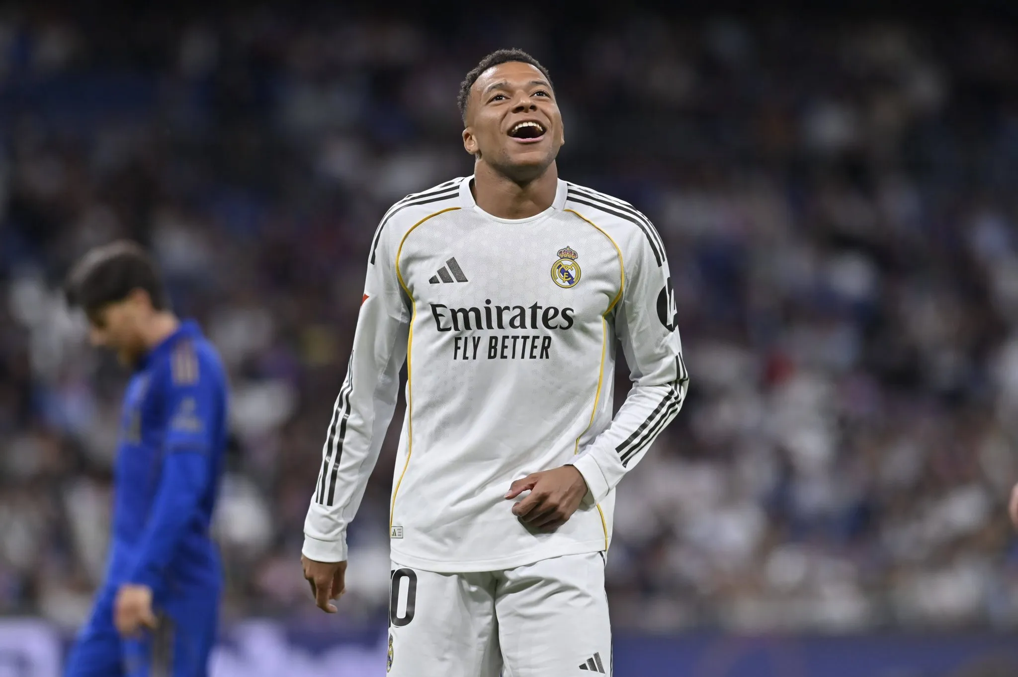 Mbapp&eacute; em a&ccedil;&atilde;o pelo Real Madrid 