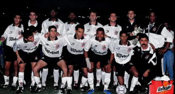Em 1995, Corinthians deu in&iacute;cio a sua era de ouro ap&oacute;s o t&iacute;tulo da Copa do Brasil