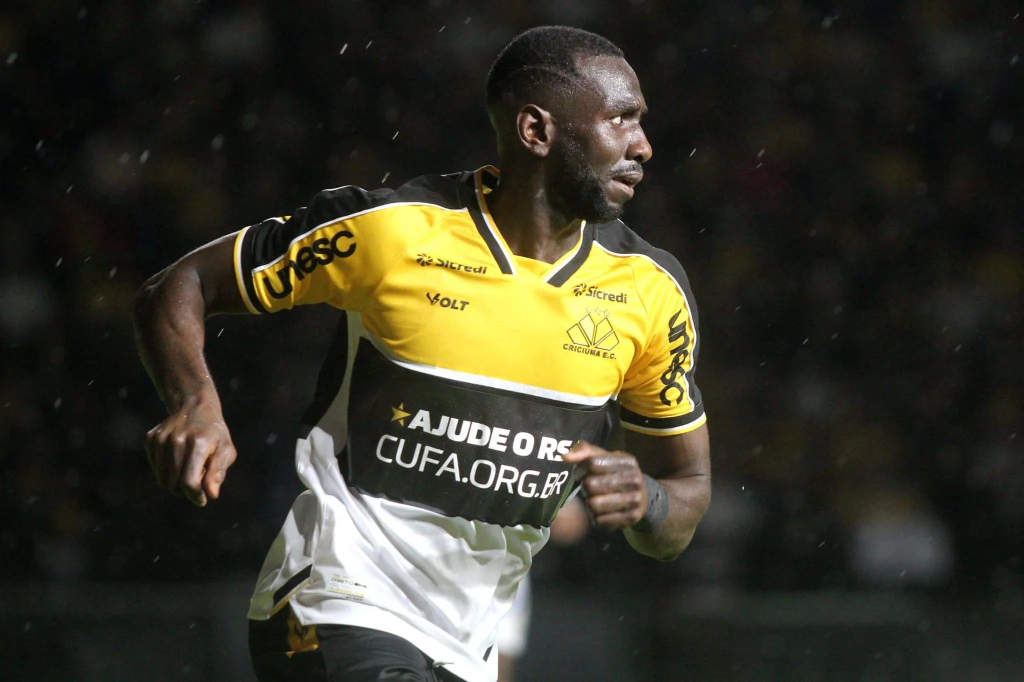 Bolasie agita mercado brasileiro e cinco times da S&eacute;rie A disputam contrata&ccedil;&atilde;o
