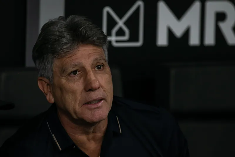 Renato Portaluppi durante o jogo entre Atl&eacute;tico-MG e Gr&ecirc;mio