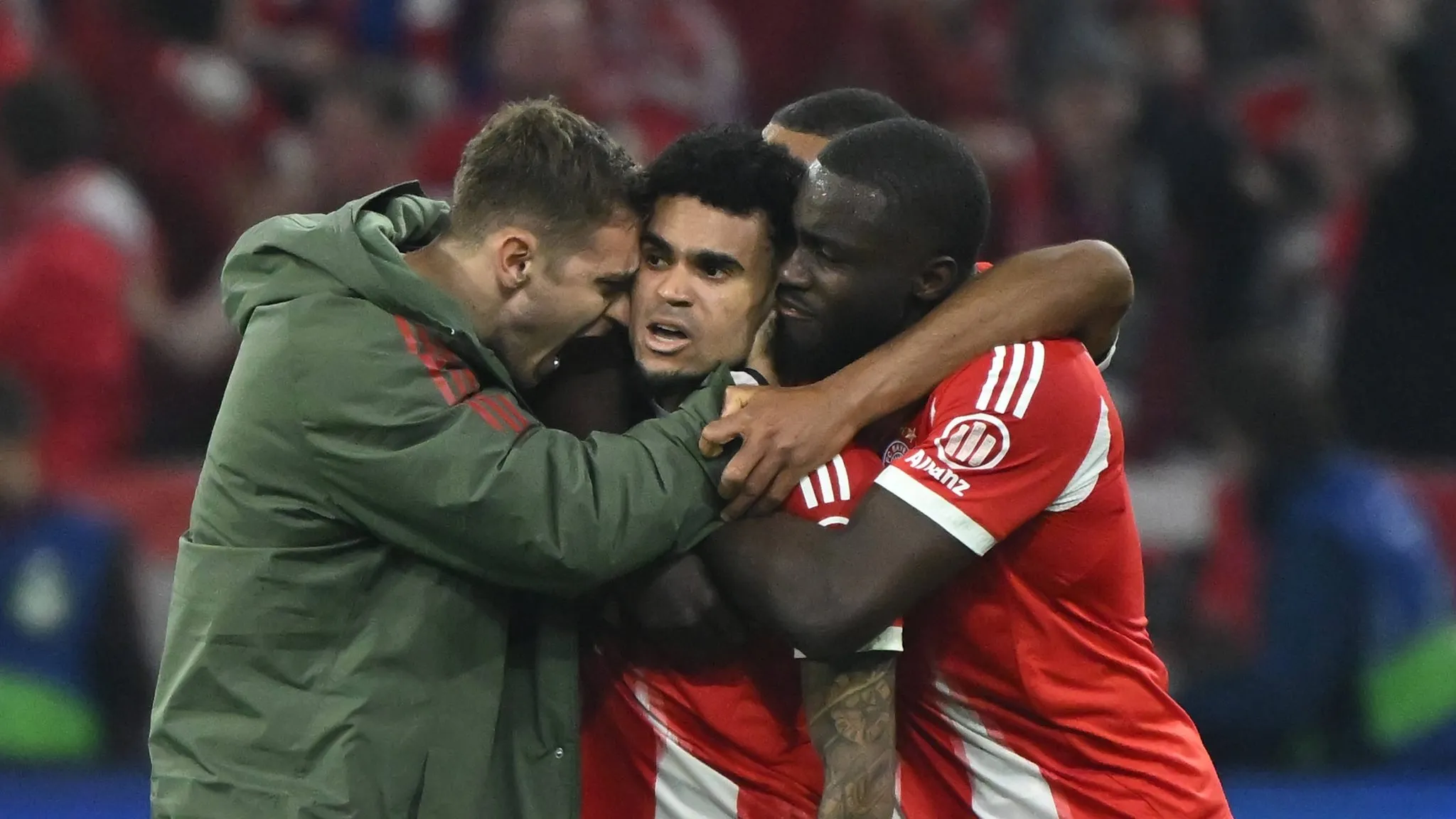 Bayern supera caos do Real e v&ecirc; Luis D&iacute;az ter reviravolta para avan&ccedil;ar na Champions