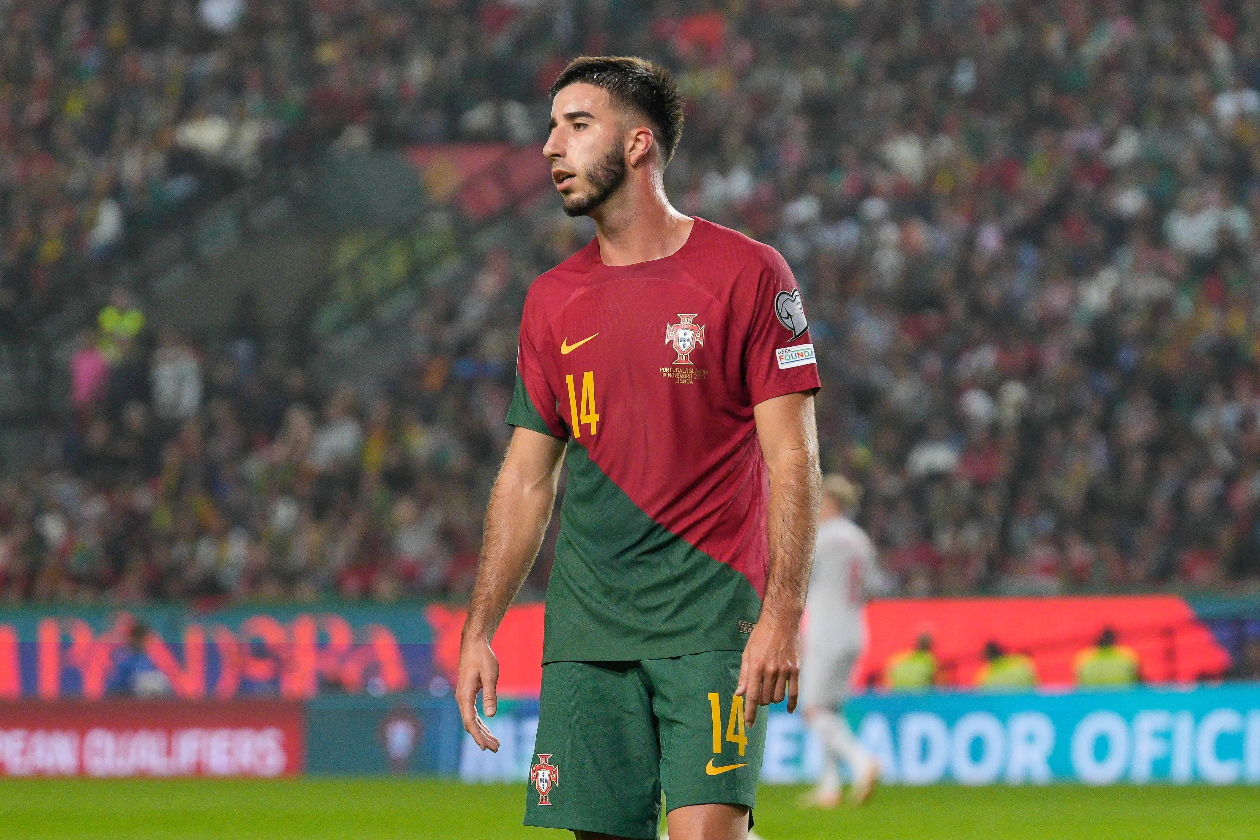 Arsenal e Liverpool v&atilde;o disputar mais que a Premier League: ambos querem um dos melhores zagueiros de Portugal