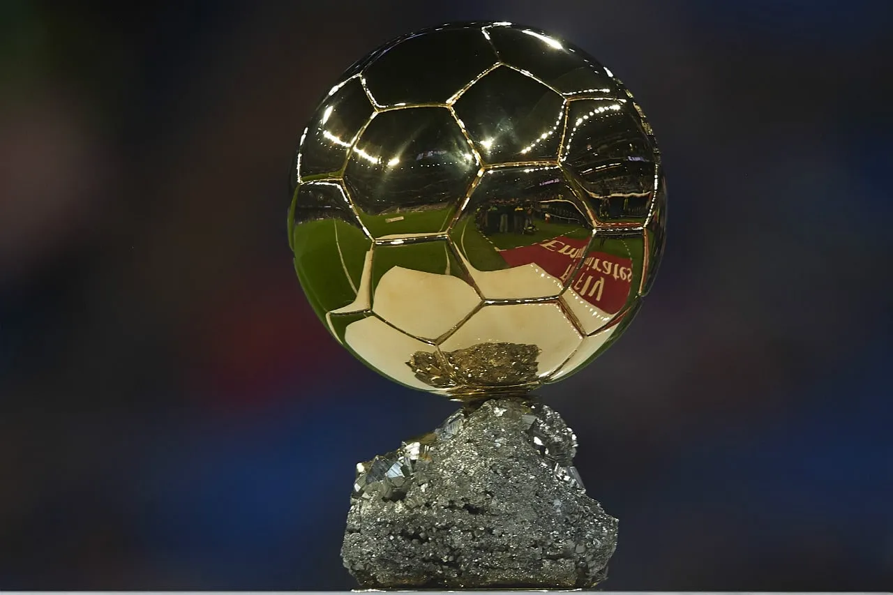Trof&eacute;u Yashin: France Football cria Bola de Ouro para goleiros em homenagem a &uacute;nico vencedor da posi&ccedil;&atilde;o