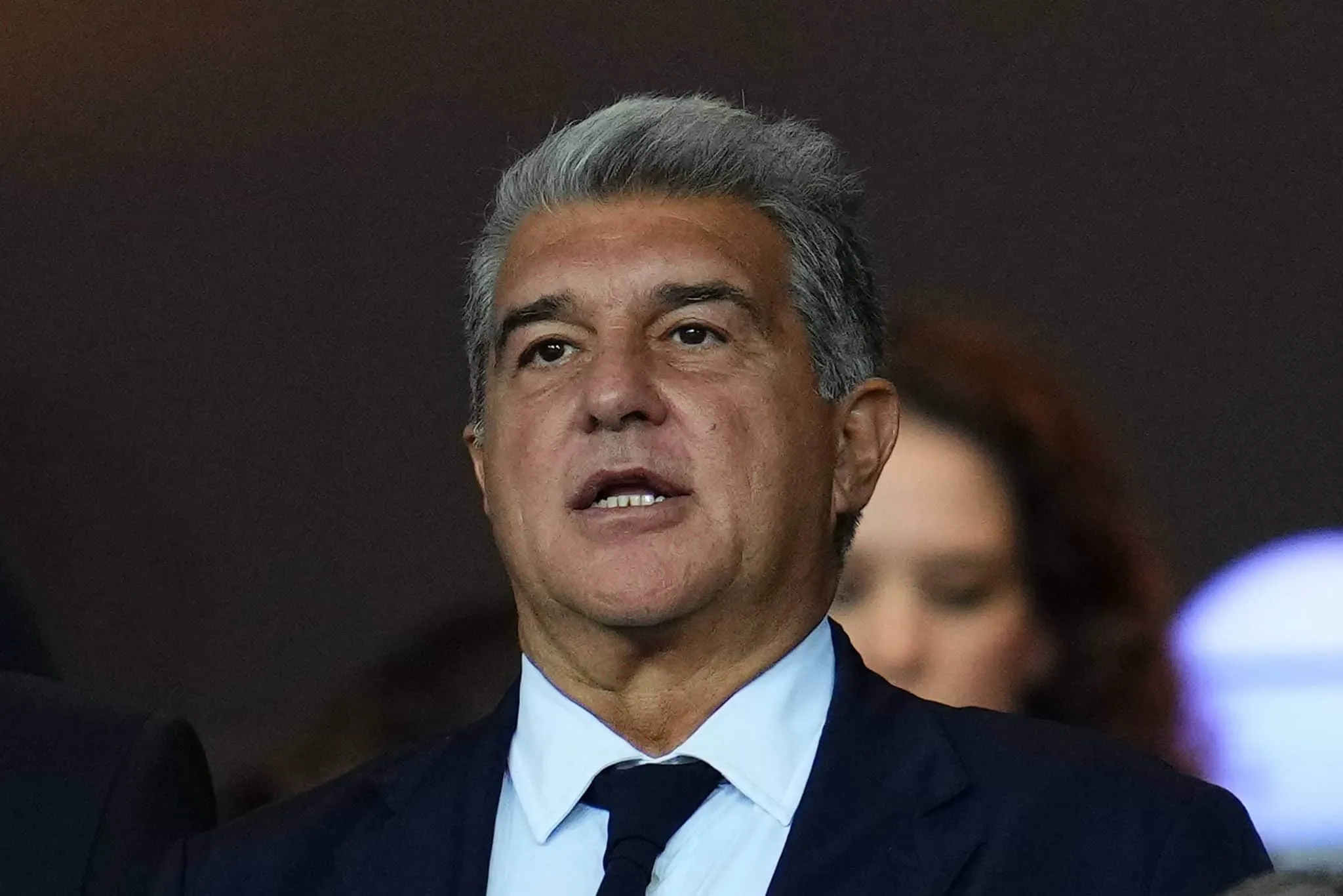 Presidente do Barcelona faz an&uacute;ncio surpresa sobre Olmo e dispara: &lsquo;Tentaram desestabilizar o clube&rsquo;