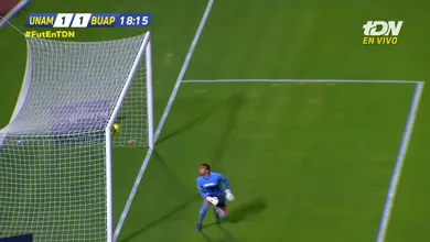 Zlatan certamente assinaria este gola&ccedil;o na Copa do M&eacute;xico, deleite para os olhos