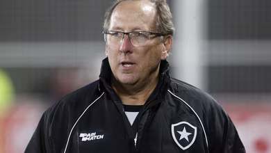 N&atilde;o &eacute; s&oacute; o Botafogo: clubes de John Textor convivem com crise e reclama&ccedil;&otilde;es na Fran&ccedil;a e na Inglaterra