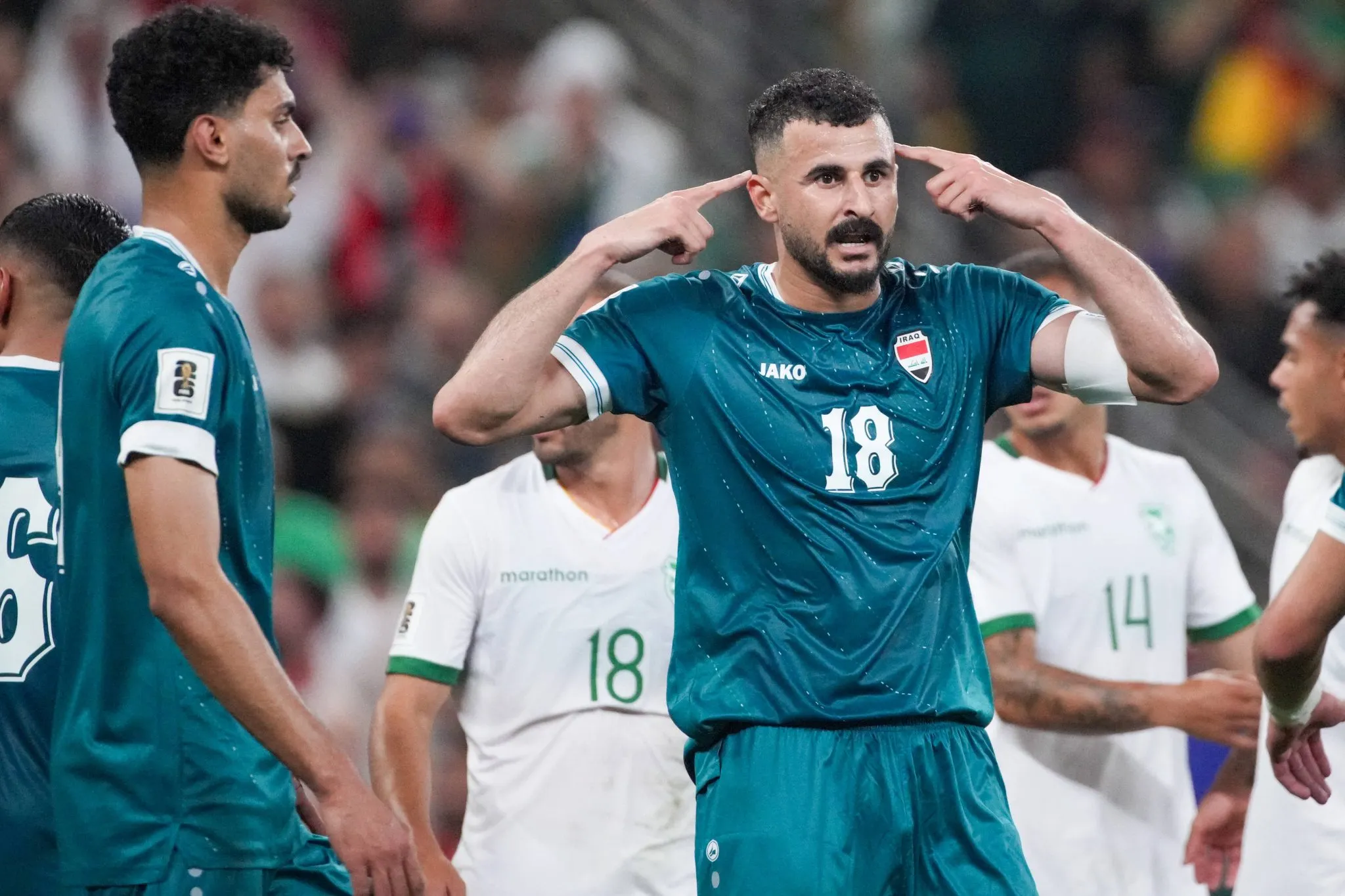 Aymen Hussein em atua&ccedil;&atilde;o pela sele&ccedil;&atilde;o do Iraque (Foto: IMAGO / Straffon Images)