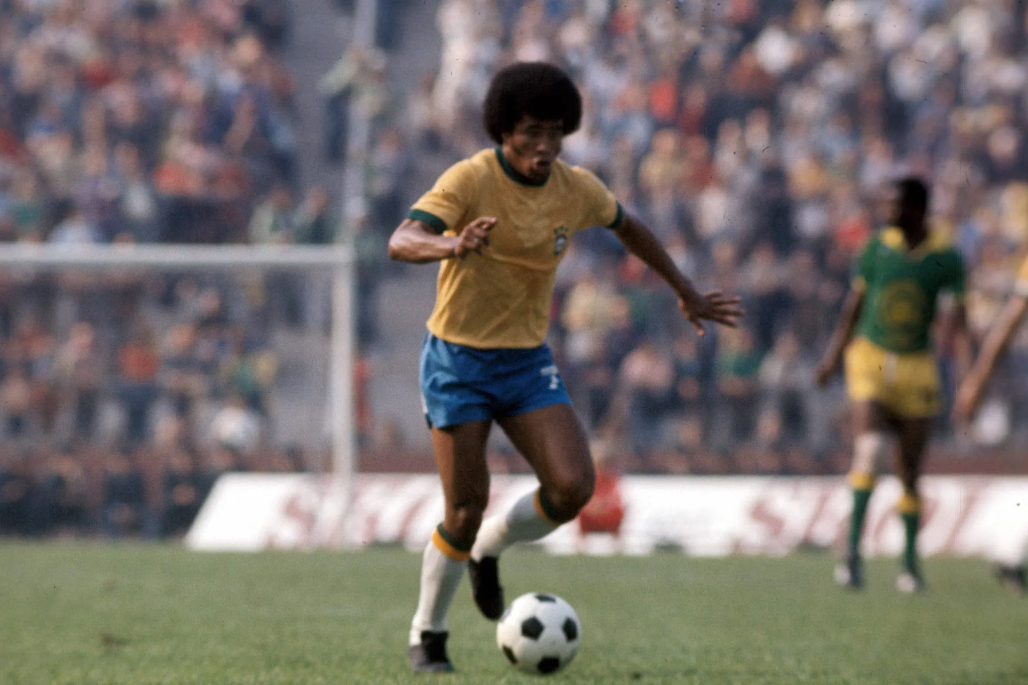 Jairzinho em atua&ccedil;&atilde;o pela sele&ccedil;&atilde;o brasileira (Foto: IMAGO / Horstm&uuml;ller)