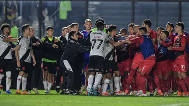 Reuni&atilde;o ajuda a apaziguar &acirc;nimos entre Vasco e Athletico-PR ap&oacute;s confus&atilde;o