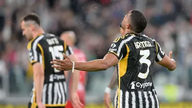 Juventus foi eficiente para conseguir uma necess&aacute;ria vit&oacute;ria sobre a Cremonese para assumir segundo lugar