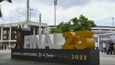 Falas de Cavani e Ancelotti refor&ccedil;am magnitude da final da Libertadores entre Fluminense e Boca