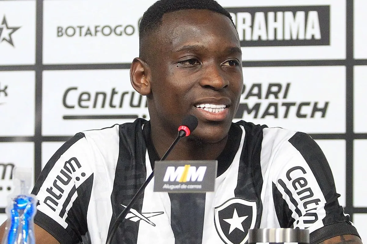Botafogo n&atilde;o vai contar com tr&ecirc;s dos principais refor&ccedil;os na decis&atilde;o com o Red Bull pela Libertadores