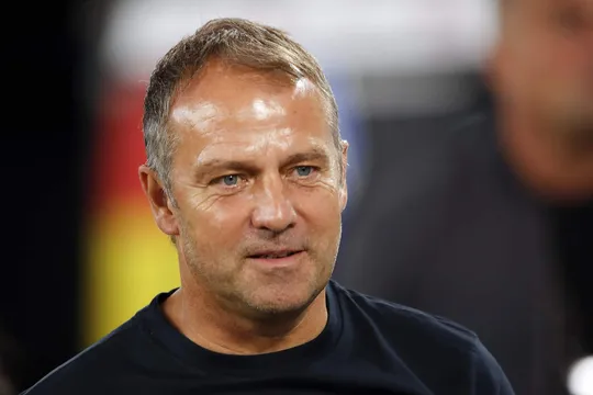 Anunciado no Barcelona, Hansi Flick j&aacute; tem a primeira dor de cabe&ccedil;a para resolver