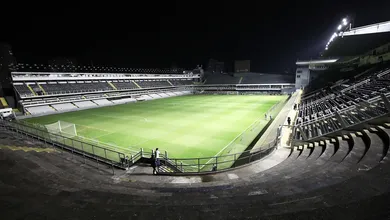 Derrota para o Botafogo-SP reacende a d&uacute;vida no Santos: vale a pena sair da Vila?