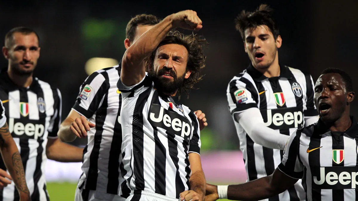 Pirlo comemora gol pela Juventus