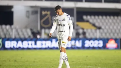 Santos: venda de Deivid Washington refor&ccedil;a falta de equil&iacute;brio esportivo e financeiro