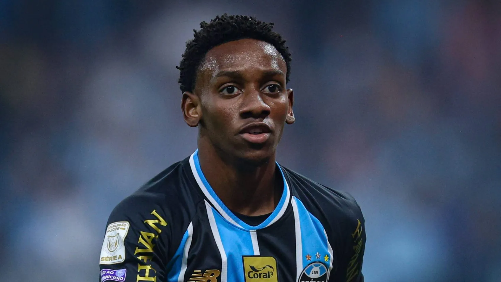 Por que jornal portugu&ecirc;s apelidou Gabriel Mec de herdeiro de Ronaldinho Ga&uacute;cho?