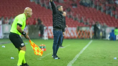 Aliviado, Coudet desabafa ap&oacute;s vit&oacute;ria do Internacional na estreia no Brasileiro