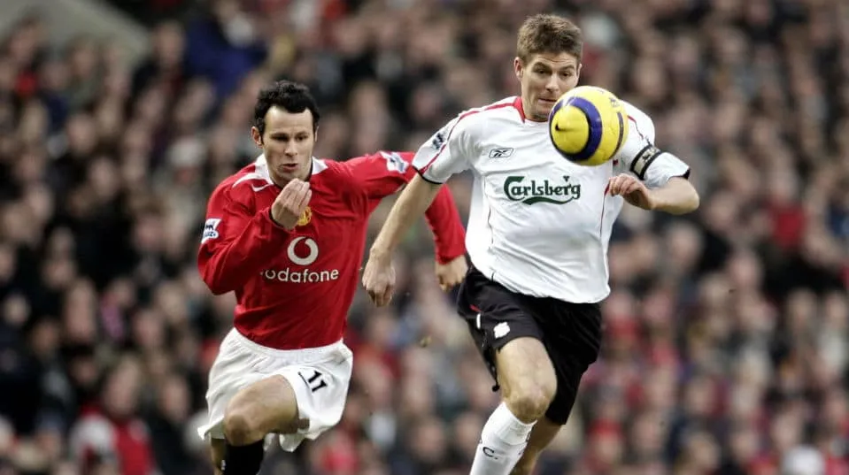 Dez grandes gols anotados por Liverpool e United nos cl&aacute;ssicos realizados em Anfield