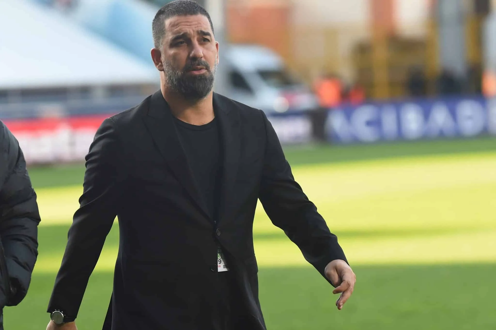 Inspirado em Simeone, ex-Barcelona faz sucesso como treinador e &eacute; sensa&ccedil;&atilde;o na Turquia