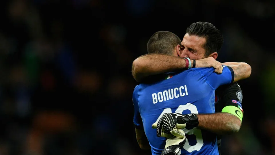 As l&aacute;grimas de Buffon por n&atilde;o ir &agrave; sua sexta Copa s&atilde;o as l&aacute;grimas de todos que admiram o lend&aacute;rio goleiro