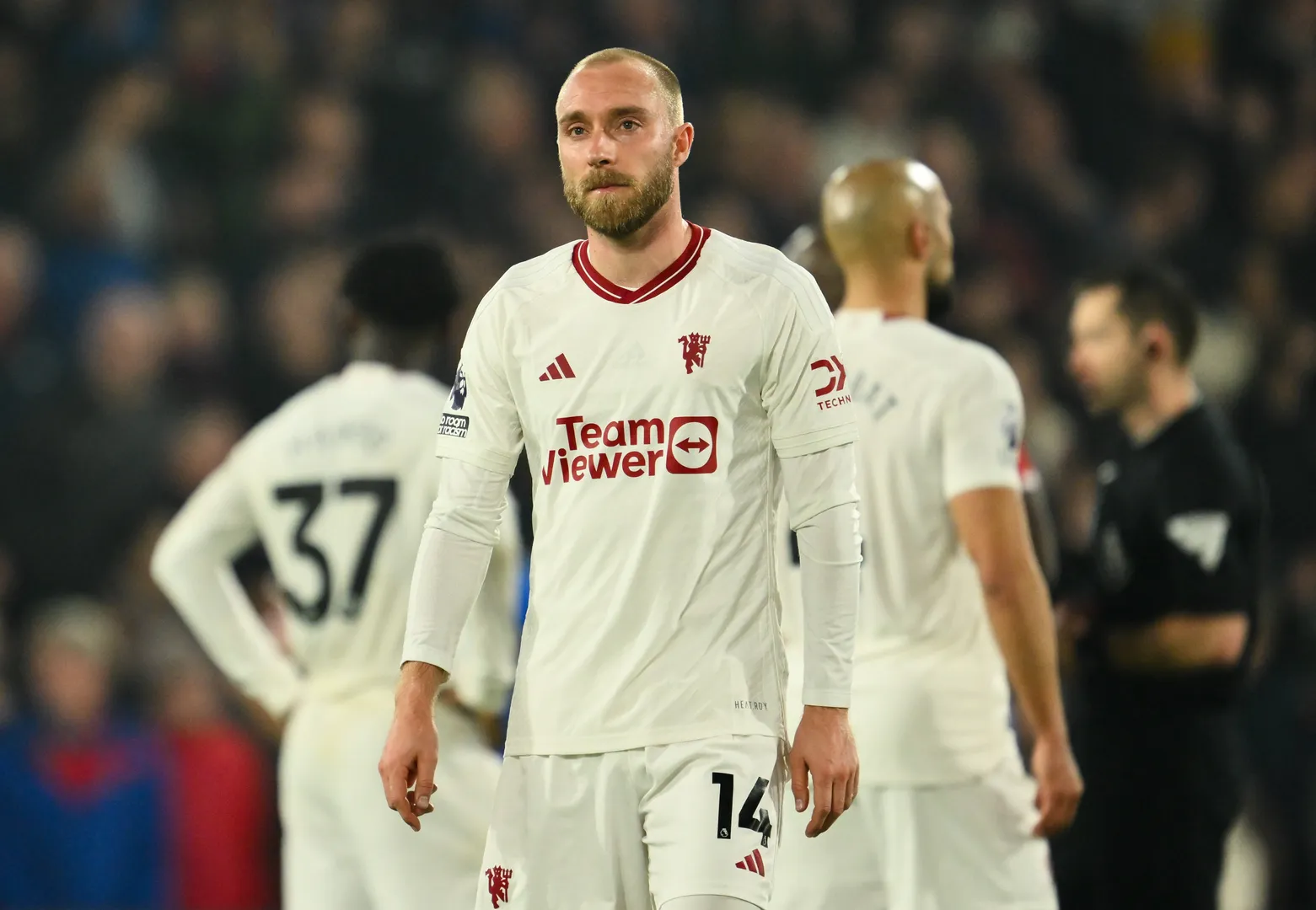 Eriksen durante jogo do Manchester United