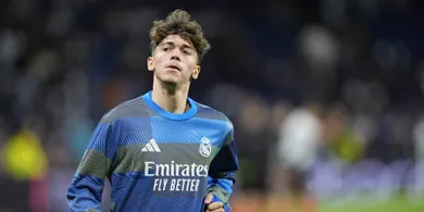 Joia do Real Madrid decide qual sele&ccedil;&atilde;o defender&aacute; ap&oacute;s &lsquo;boom&rsquo; com Arbeloa