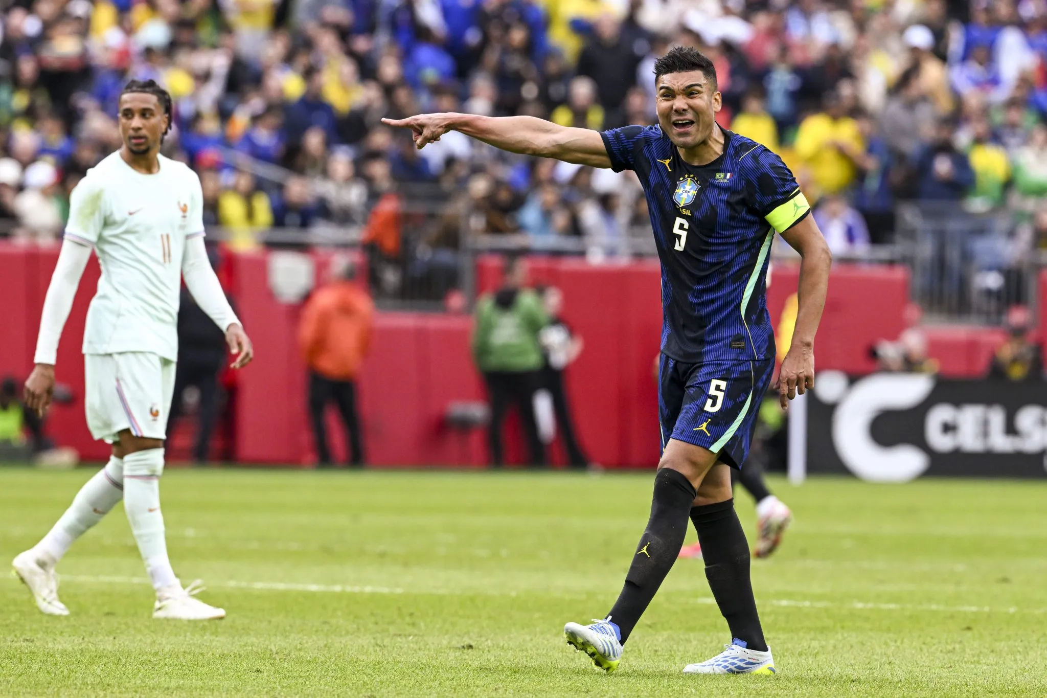 Casemiro durante partida entre Brasil e Fran&ccedil;a (Foto: IMAGO / Sports Press Photo)