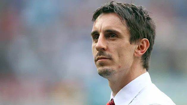 Gary Neville deixou a carreira de jogador e virou comentarista. E tem sido muito elogiado