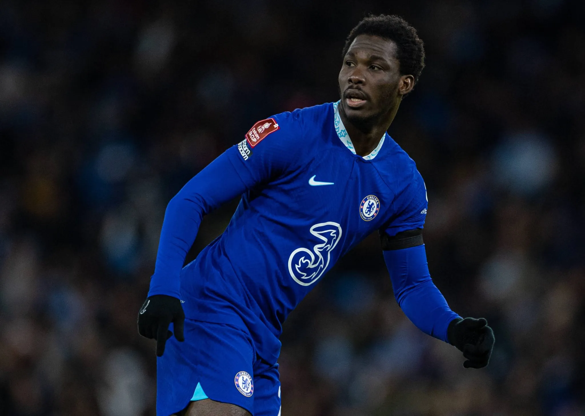 Chelsea acerta sa&iacute;da de atacante e chega a 15 jogadores emprestados; veja a lista