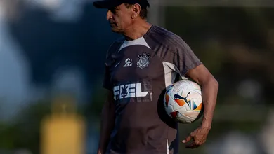 Campanha ofensiva do Corinthians no Brasileir&atilde;o respalda pedido de Ram&oacute;n