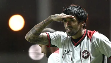 O Furac&atilde;o buscou at&eacute; o fim e agarrou uma vit&oacute;ria valios&iacute;ssima na visita ao San Lorenzo