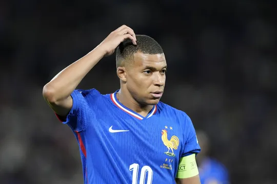 Imprensa sueca coloca Mbapp&eacute; como alvo de investiga&ccedil;&atilde;o por agress&atilde;o sexual