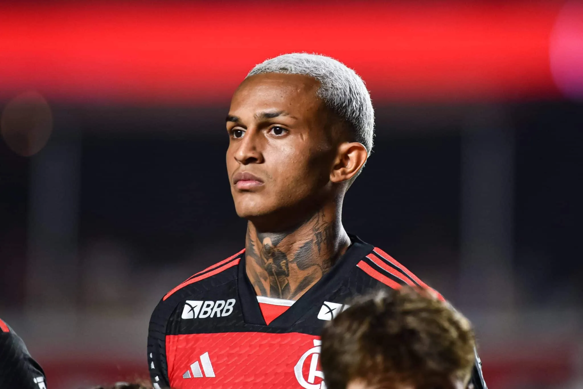Wesley &lsquo;impressionante&rsquo;, &lsquo;talism&atilde;&rsquo; e mais: Jornal ingl&ecirc;s exalta Flamengo pr&eacute;-Mundial