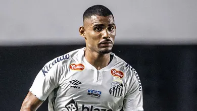Santos &eacute; o time menos advertido pela arbitragem da S&eacute;rie B