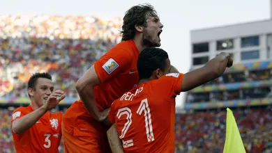 Holanda 2&times;0 Chile: pragm&aacute;tica e fechadinha, Oranje joga Chile para cima do Brasil
