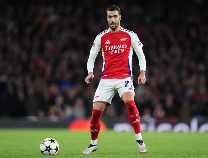 Mikel Merino em a&ccedil;&atilde;o pelo Arsenal