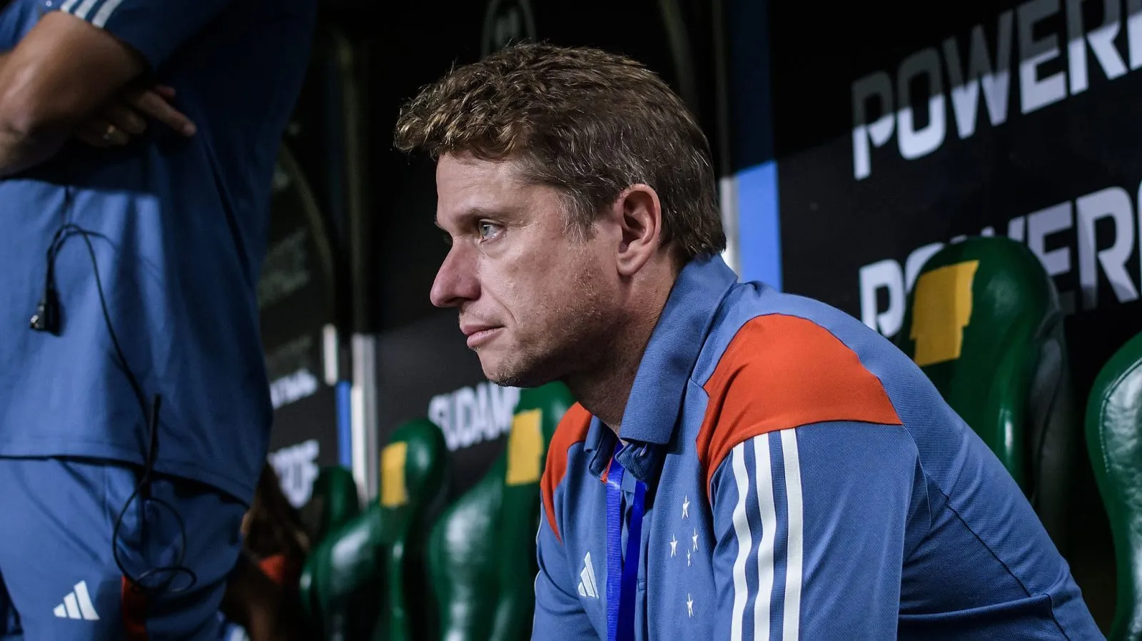 Seabra e Marlon admitem jogo inseguro do Cruzeiro e t&eacute;cnico explica Arthur na direita