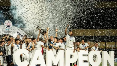 Liverpool afunda Pe&ntilde;arol e conquista seu primeiro Campeonato Uruguaio em ano quase perfeito