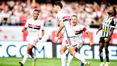Dorival muda S&atilde;o Paulo em tr&ecirc;s meses: das vaias ao &ldquo;time de guerreiros&rdquo;