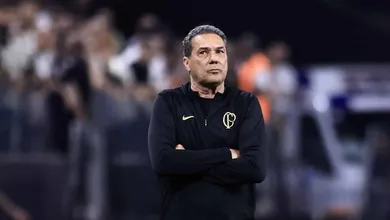 Situa&ccedil;&atilde;o desconfort&aacute;vel no Brasileiro obriga Corinthians a ir com for&ccedil;a m&aacute;xima contra o Botafogo