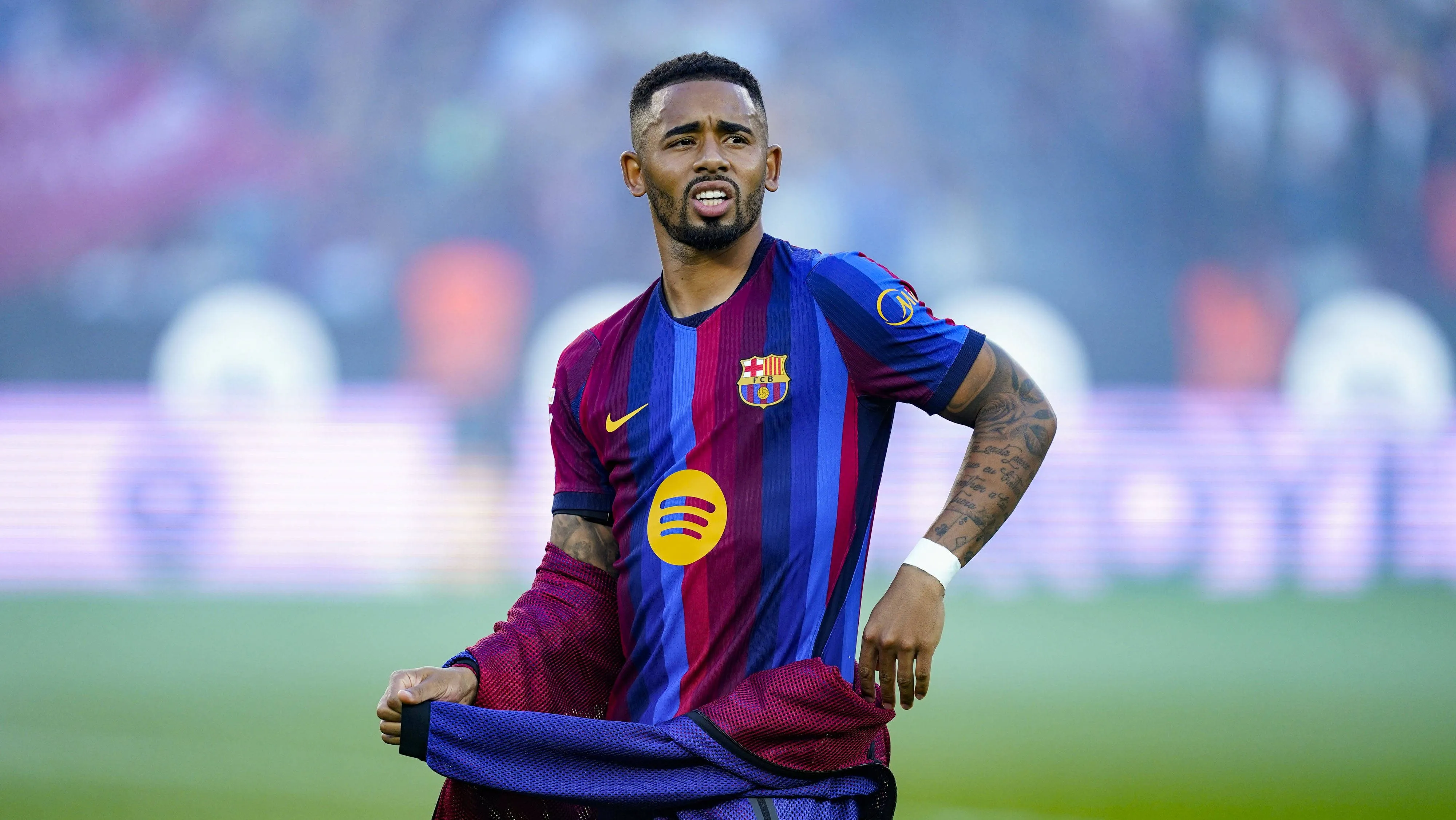 Gabriel Jesus surpreende ao emular Raphinha no Barcelona e tem atua&ccedil;&atilde;o de gala contra Getafe