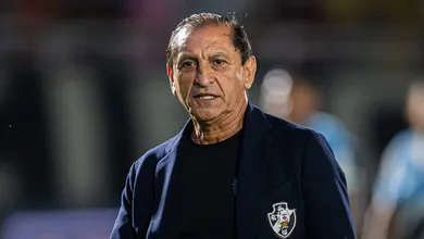 Da salva&ccedil;&atilde;o a decep&ccedil;&atilde;o e sa&iacute;da pol&ecirc;mica: como foi a passagem de Ram&oacute;n D&iacute;az no Vasco