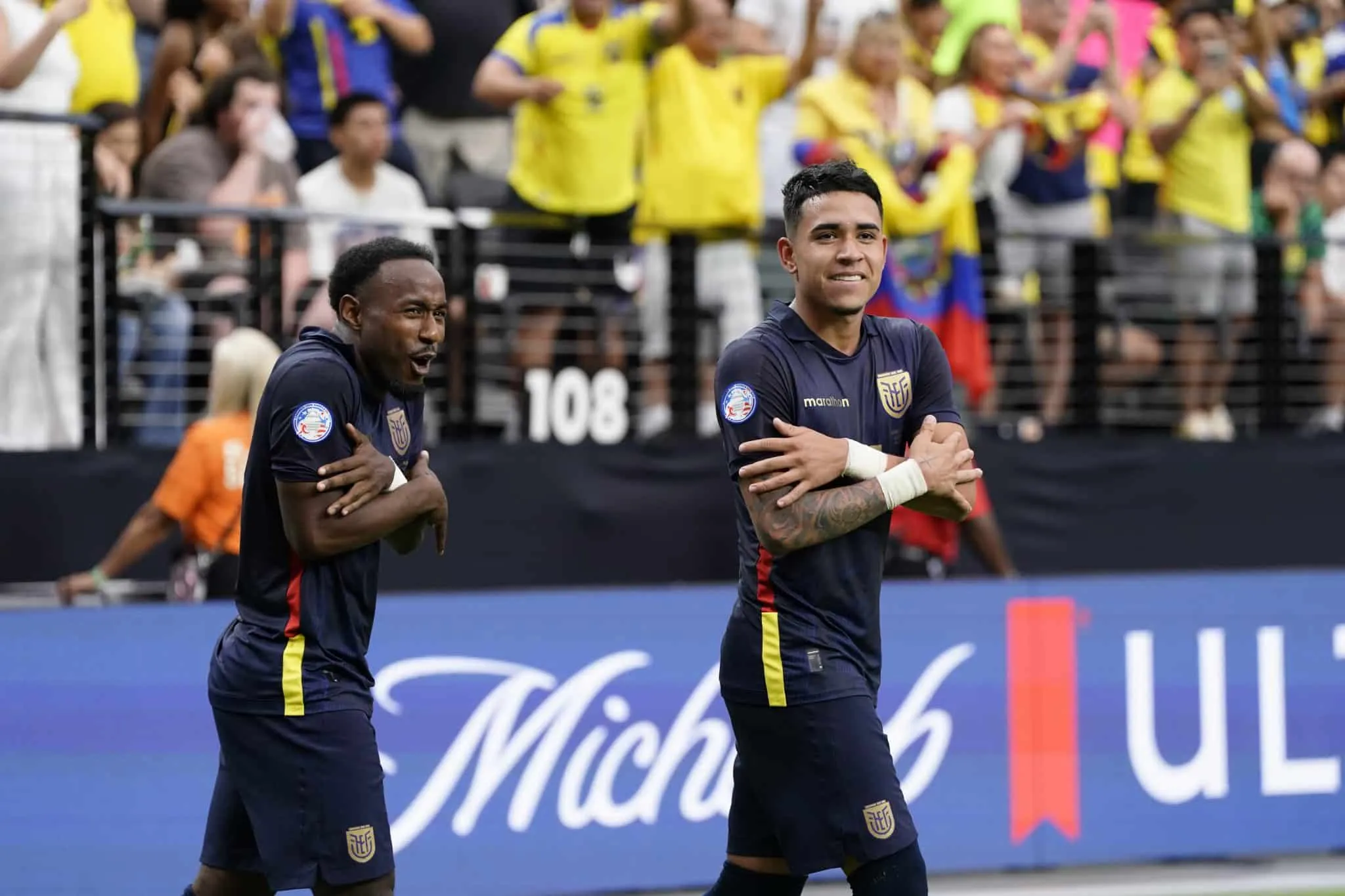 Joia equatoriana imita Est&ecirc;v&atilde;o ap&oacute;s marcar contra a Jamaica