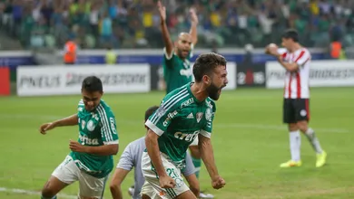 A vontade do Palmeiras serve para seguir em frente, e n&atilde;o ao fracasso que j&aacute; se consumara